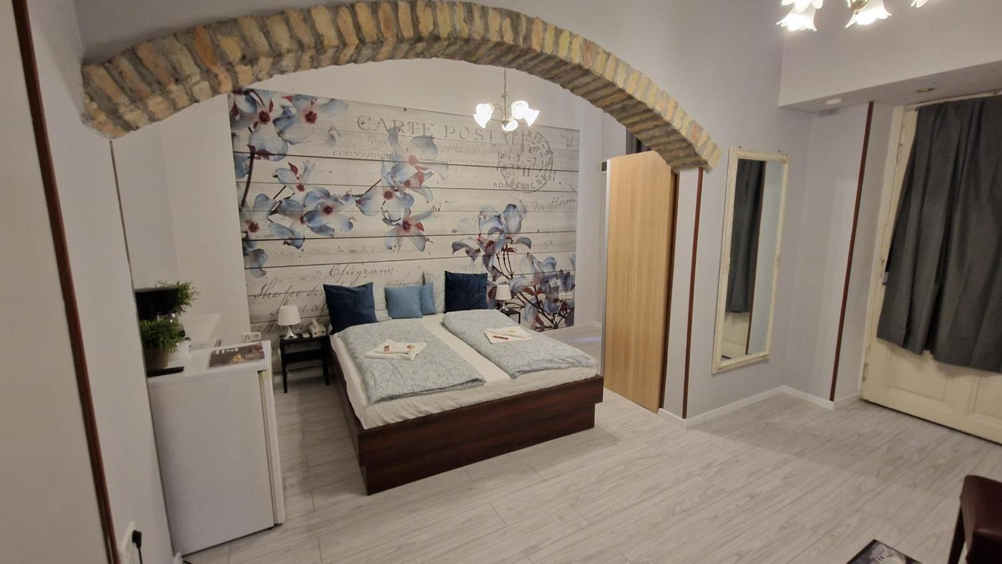 Spring Roses Downtown Boutique Hotel Budapest Eksteriør billede